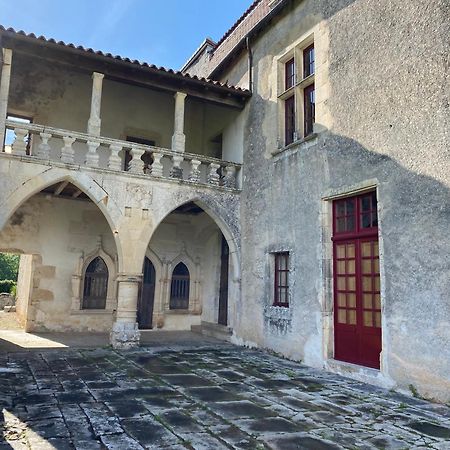 Chateau De Cibioux Surin  Екстер'єр фото